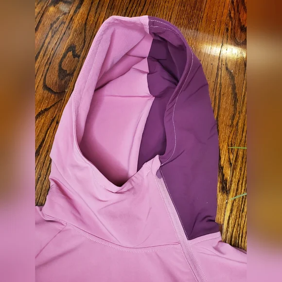 Gymshark Asimetrical Performance Hoodie - Picture 12 of 15